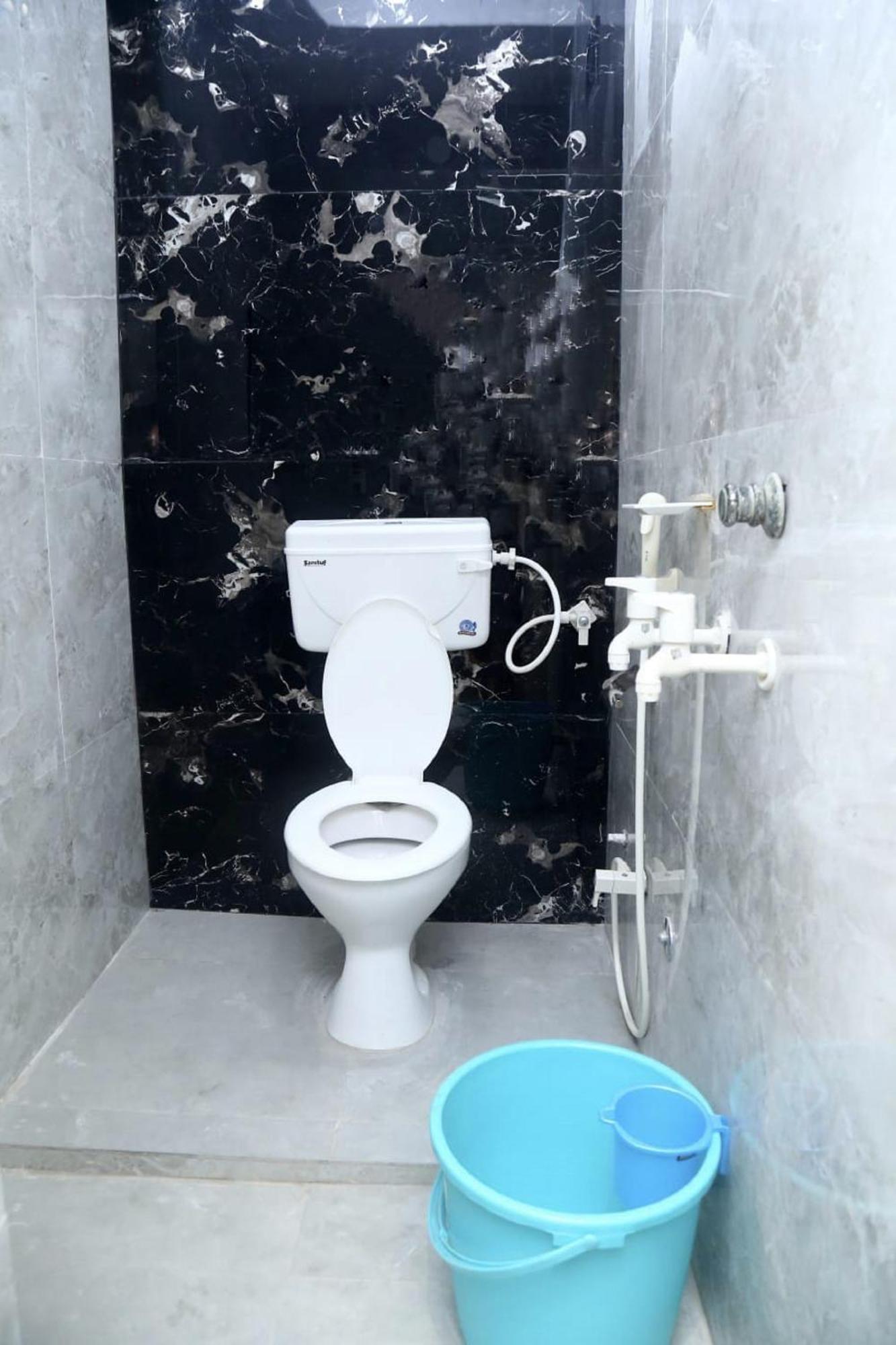 Pyrenees Homestay Agra  Exteriér fotografie