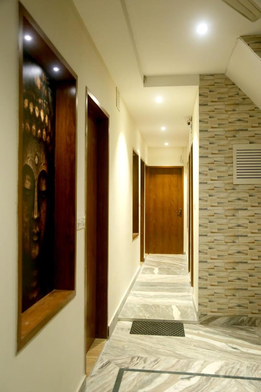 Pyrenees Homestay Agra  Exteriér fotografie