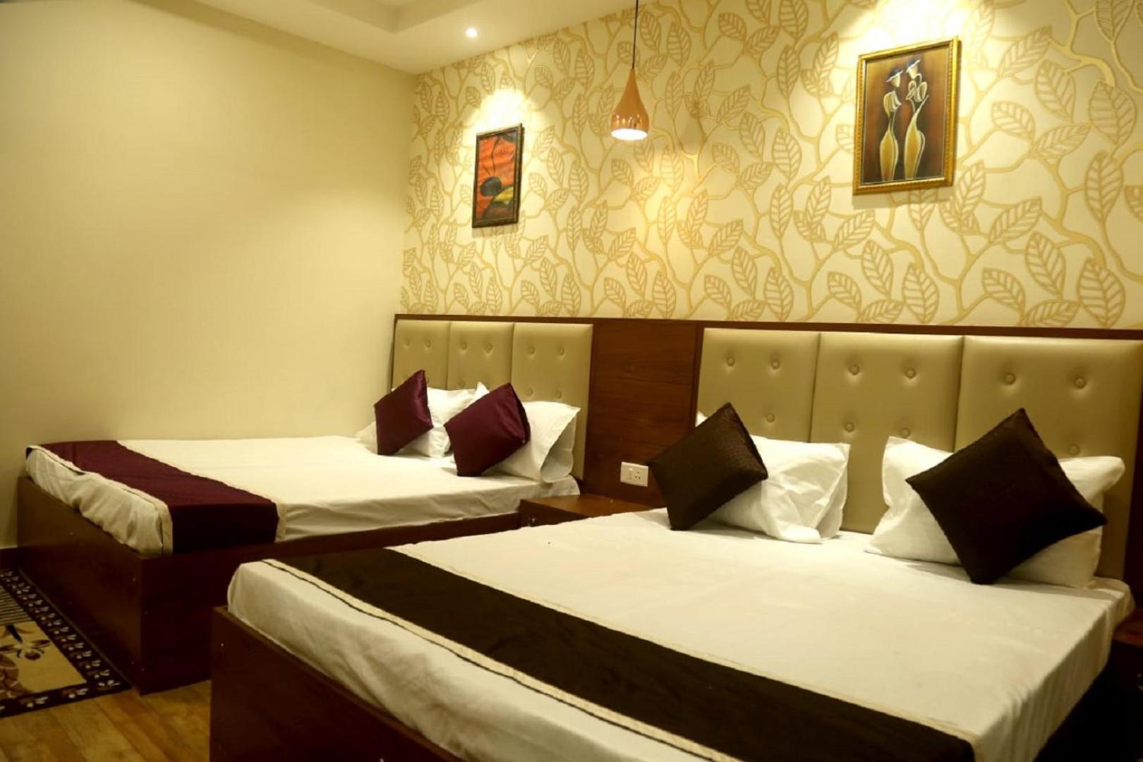 Pyrenees Homestay Agra  Exteriér fotografie