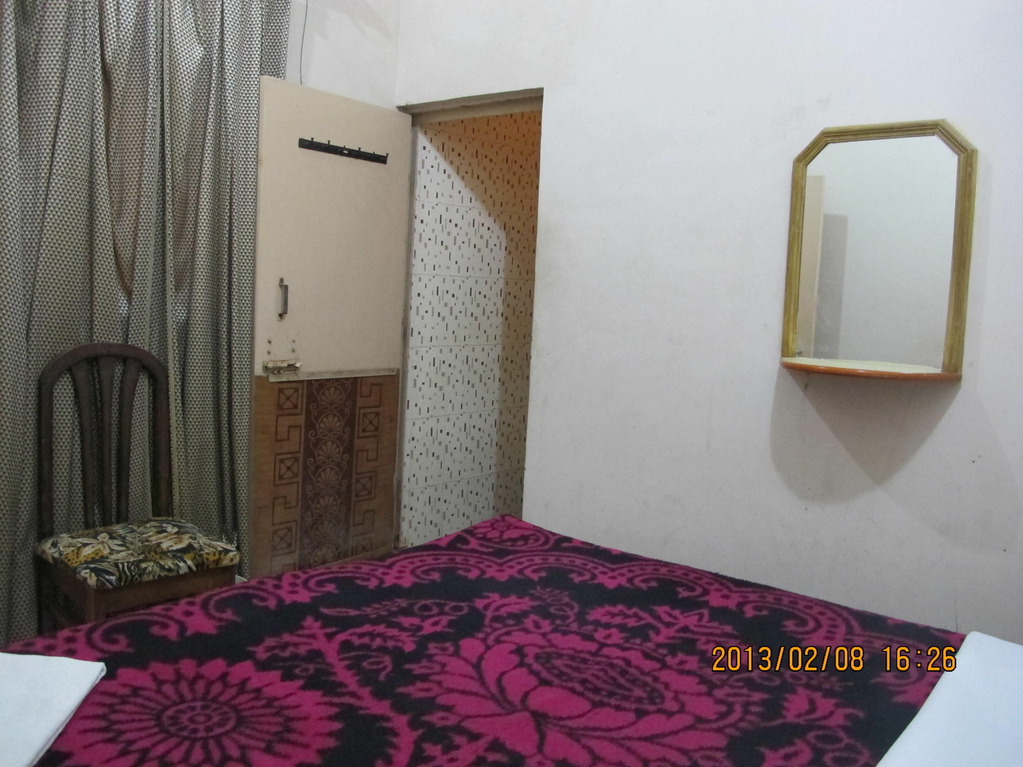 Pyrenees Homestay Agra  Exteriér fotografie