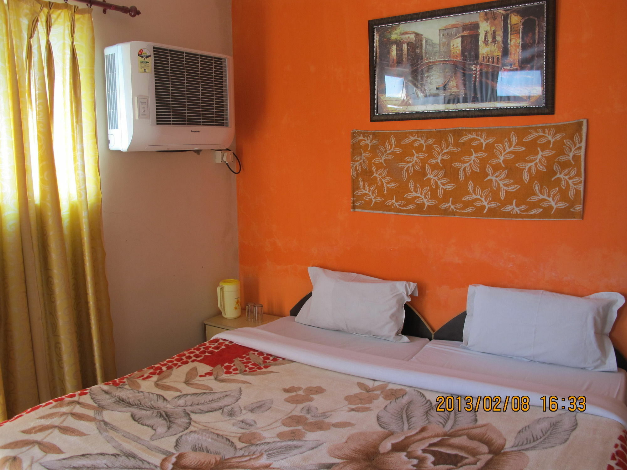 Pyrenees Homestay Agra  Exteriér fotografie